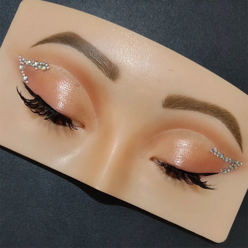 Тренировъчни очи за грим и мигли Тренировъчни очи за грим и мигли