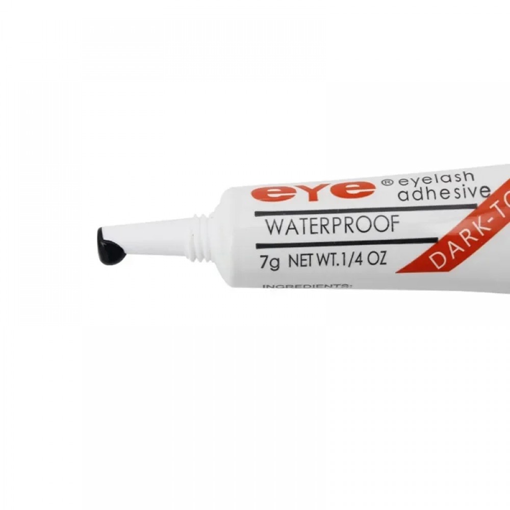 Черно Водоустойчиво лепило за мигли - 7 гр.