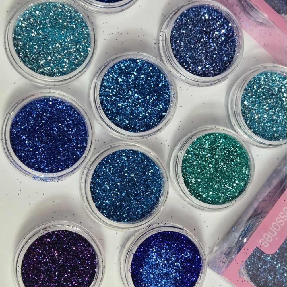 10 модела Декорации за маникюр в синьо 10 модела Декорации за маникюр в синьо