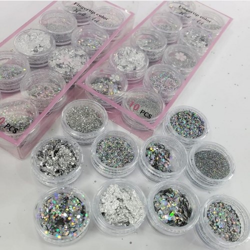 Декорации 10 модела за маникюр в сребърно