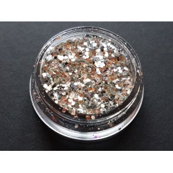 Едър празничен сребърен брокат