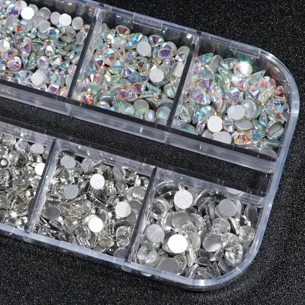 Декорация 12 размера Камъчета - сребристи и холограмни FSP-76 Декорация 12 размера Камъчета - сребристи и холограмни FSP-76