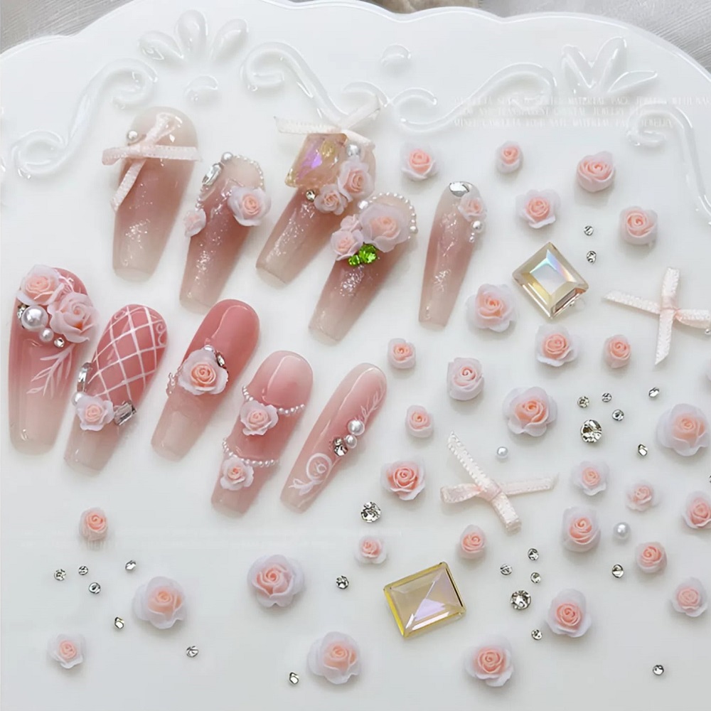 Декорация Розички в палитра "цвете"