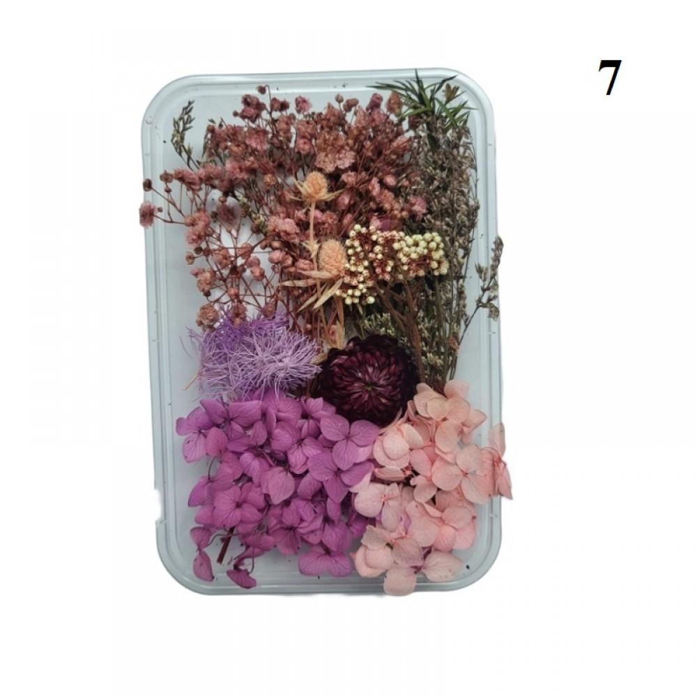 Декорация сухи цветя Кутия