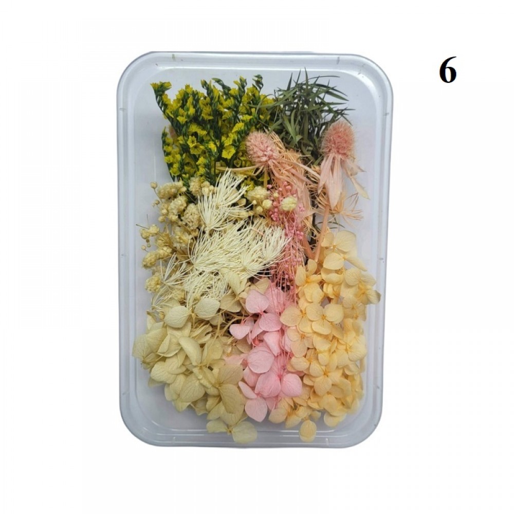 Декорация сухи цветя Кутия