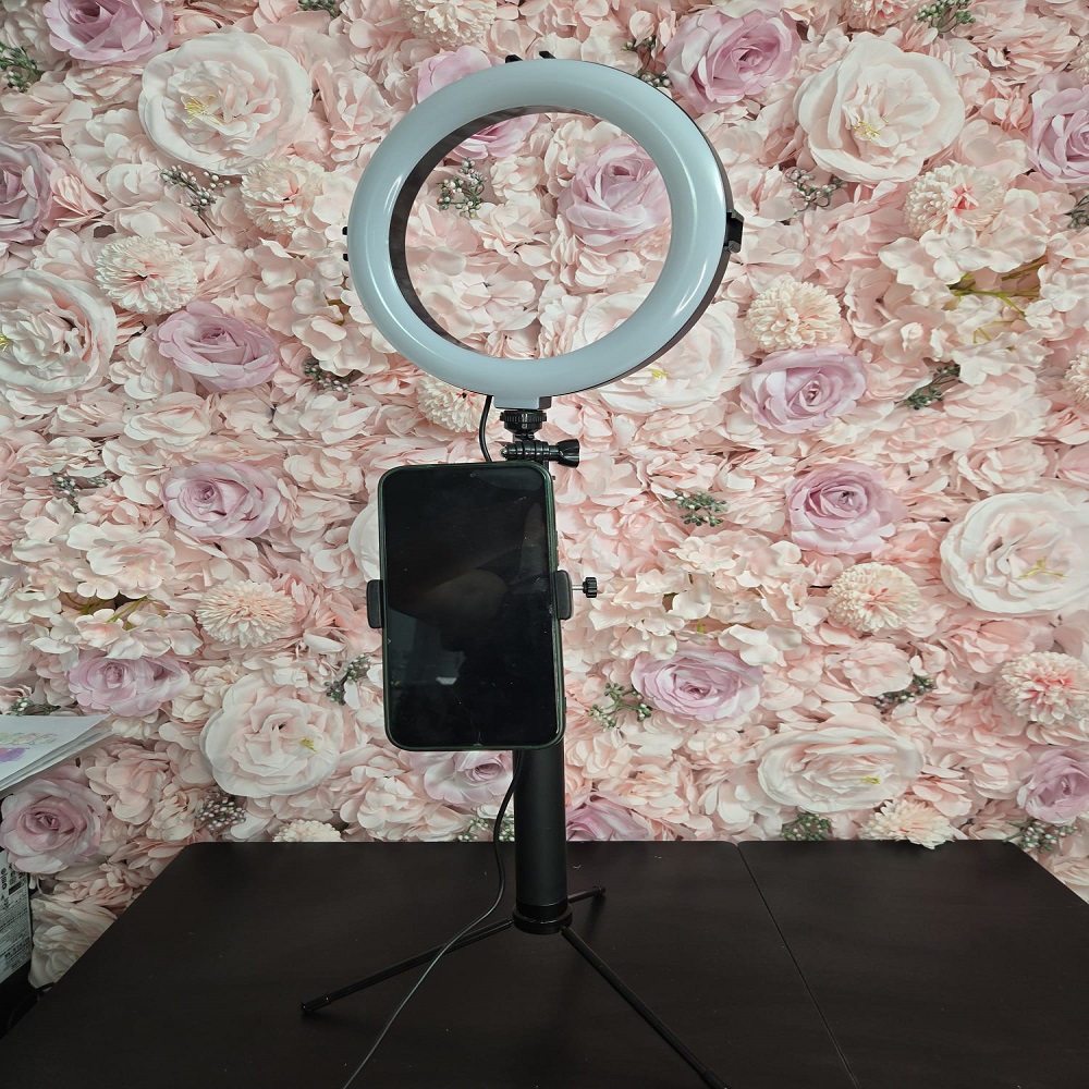 Трипод LED ринг силна лампа - настолна Трипод LED ринг силна лампа - настолна