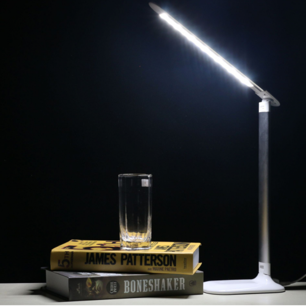 Настолна LED лампа за маникюр с USB кабел Сива или Черна Настолна LED лампа за маникюр с USB кабел Сива или Черна