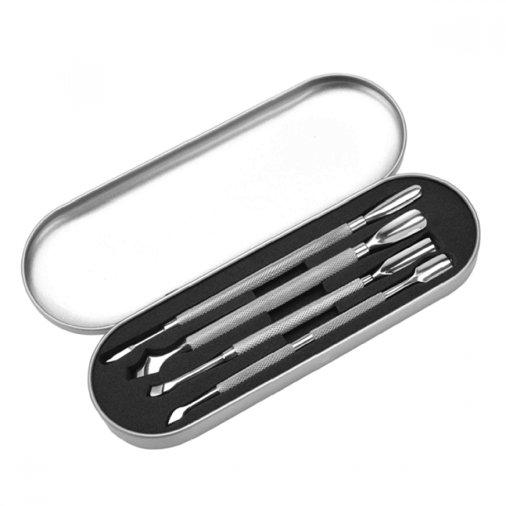 Комплект инструменти за маникюр и педикюр в метална кутия Комплект инструменти за маникюр и педикюр в метална кутия