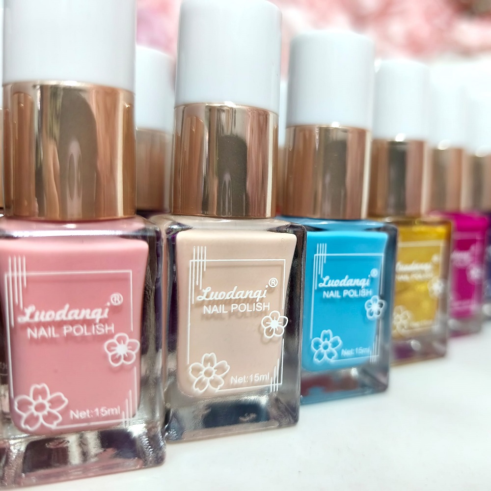 Комплект от 24 страхотни цвята лак за нокти