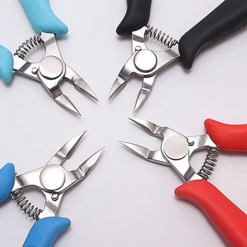 Резачка за нокти с пружина PIN75 Педикюр